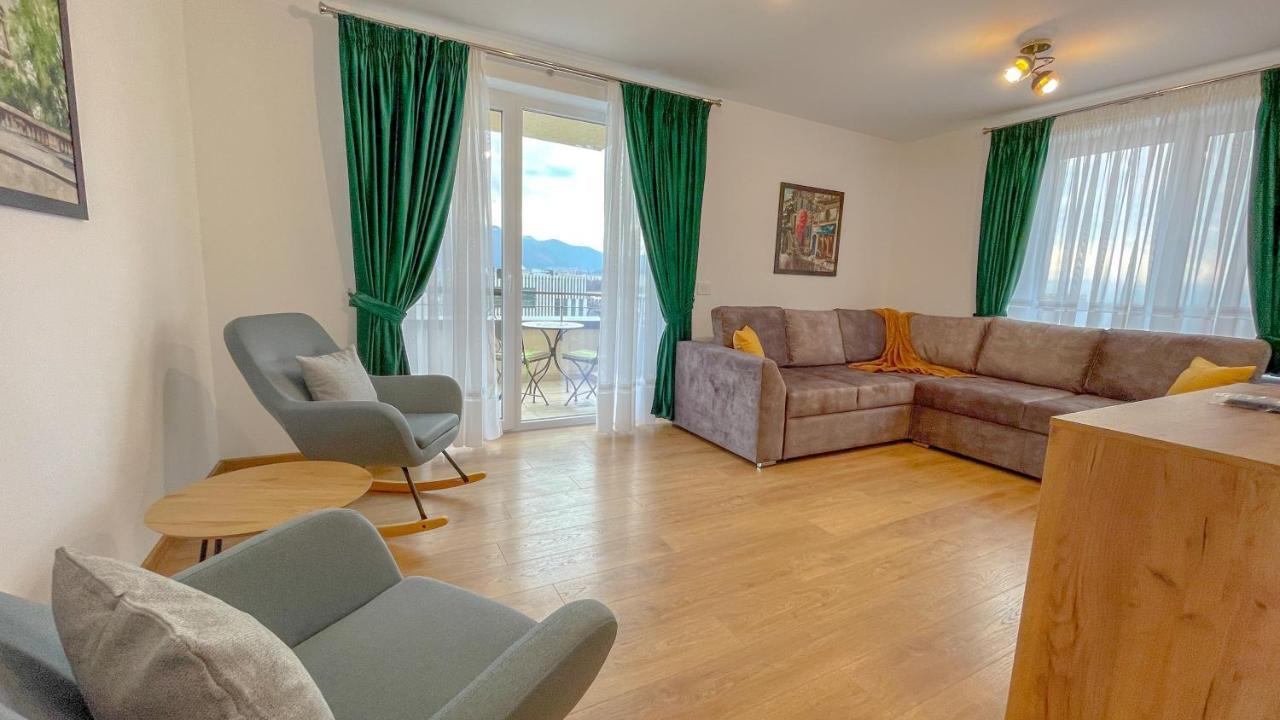 Dreamview Apartment With Private Parking Braşov Exteriör bild
